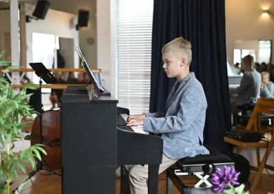 Schüler-innen Vorspiel und Konzert Johannes Fischbach. Stiftung des Beda-Institut